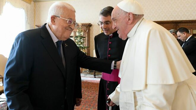El Papa, con Mahmud Abbas