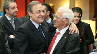 El padre Ángel, con Florentino Pérez, en una imagen de archivo