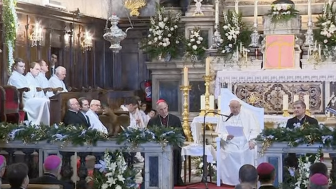 Francisco, en la catedral de Ajaccio