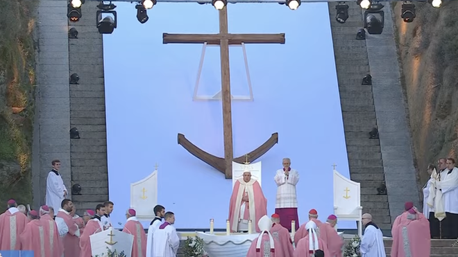 Altar de la misa en Ajaccio