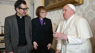 Francisco, con los líderes metodistas