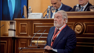 Mayor Oreja, durante la VI Cumbre Transatlántica