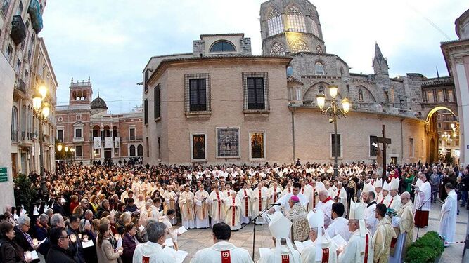 Acto de apertura del Jubileo 2025 en el exterior de la catedral