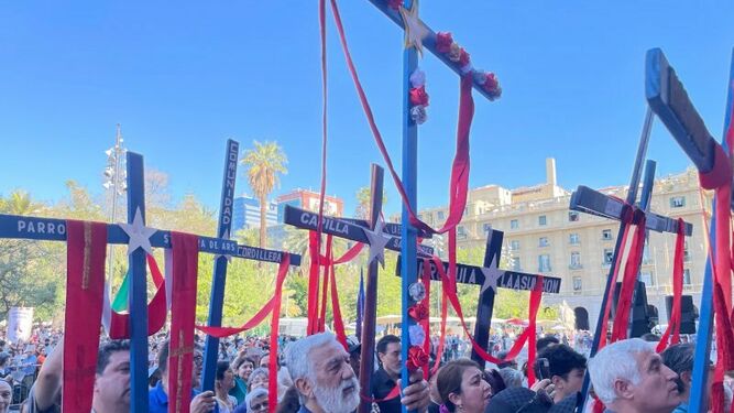 Las comunidades exoresan sus preocupaciones al cardenal chileno
