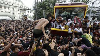 Procesión del Nazareno Negro. Manila.