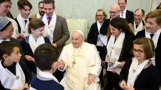 El Papa, con Écoles de Vie(s)