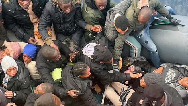 El bebé nacido en una patera de migrantes: La vida a pesar de todo