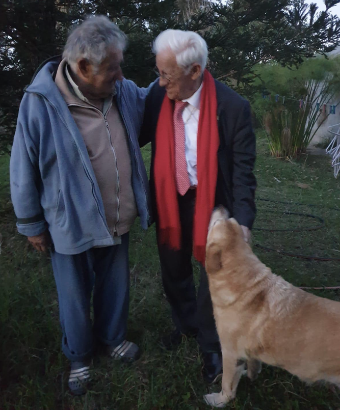 Pepe Mujica y el padre Ángel