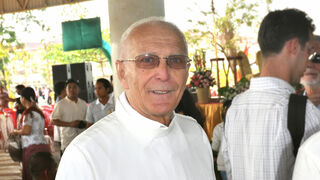 François Ponchaud, testigo de la Phnom Penh de los Jemeres Rojos