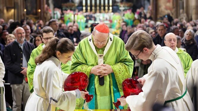Schönborn durante la misa de acción de gracias por su pontificado en Viena
