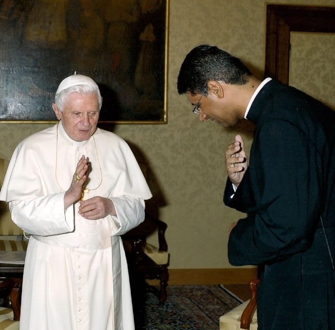 padre Arivaldo y Benedicto XVI