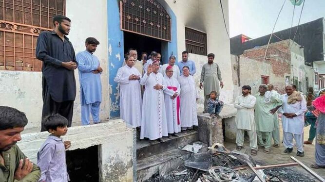 Una iglesia atacada en Pakistán