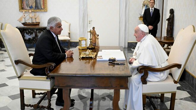 Francisco, con el presidente panameño
