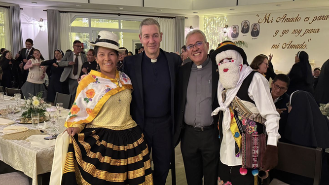 Bertomeu y el cofundador, padre Pepe