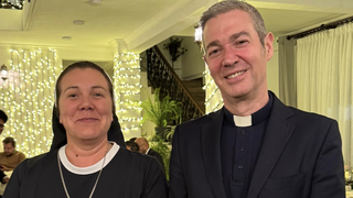 Jordi Bertomeu y Sor Macarena