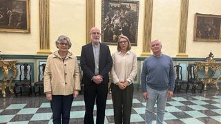 Octavi Vilá, con los miembros de la comisión antiabusos de Girona