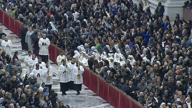 Religiosos de todo el mundo se dan cita en el Vaticano