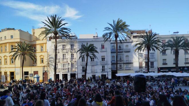 Juventudes Marianas Vicencianas peregrinan a la Catedral de Cádiz
