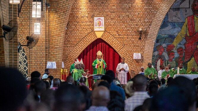 El cardenal Ambongo, en una misa