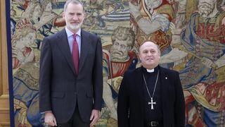 Felipe VI recibe en audiencia a monseñor Francisco José Prieto Fernández