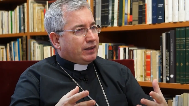 Obispo Fernando Prado