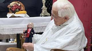 88 años del Padre Ángel, icono de la solidaridad