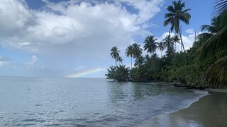 Arco iris en la playa de Miches