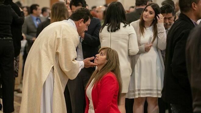 Diáconos casados: El Matrimonio y el Orden, dos sacramentos que se retroalimentan