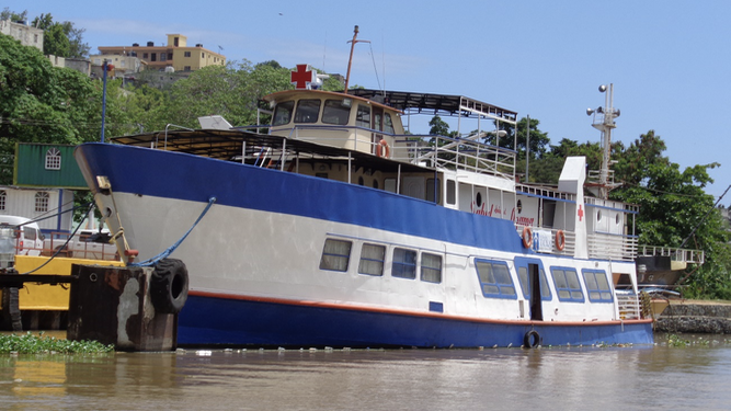Barco hospital de Manuel Ruiz