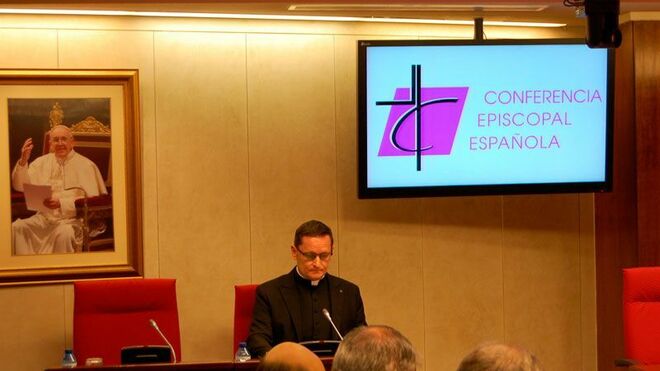 Roman Walczak, 'encargado de negocios' en la Nunciatura tras el cese de Auza