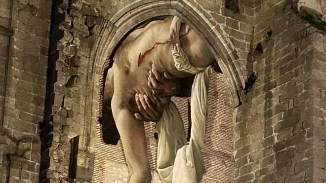 Mirar y conmovernos... Curar, sanar, abrazar. (Domingo Laetare. IV Cuaresma