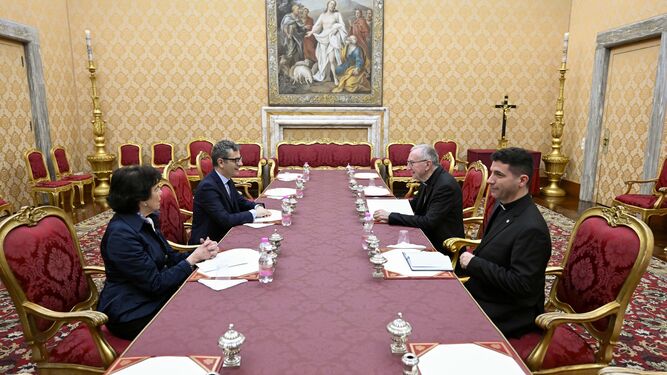 Un momento de la reunión entre Bolaños y Parolin