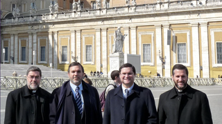 El P. Baertl con Enrique Elías, Eduardo Regal, Gonzalo Len