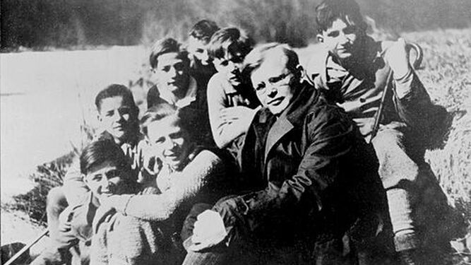 Bonhoeffer, con sus alumnos de confirmación