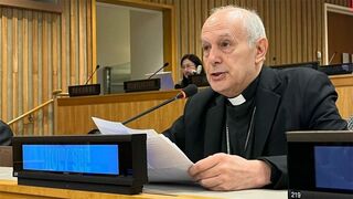 Monseñor Gabriele Caccia