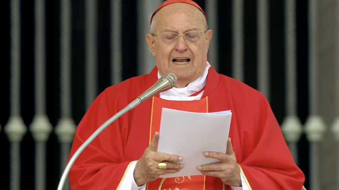 El cardenal Sandri pronuncia la homilía en nombre del Papa