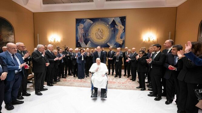 El Papa se reúne con la comunidad del Policlínico Gemelli