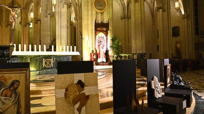Via Crucis en La Almudena