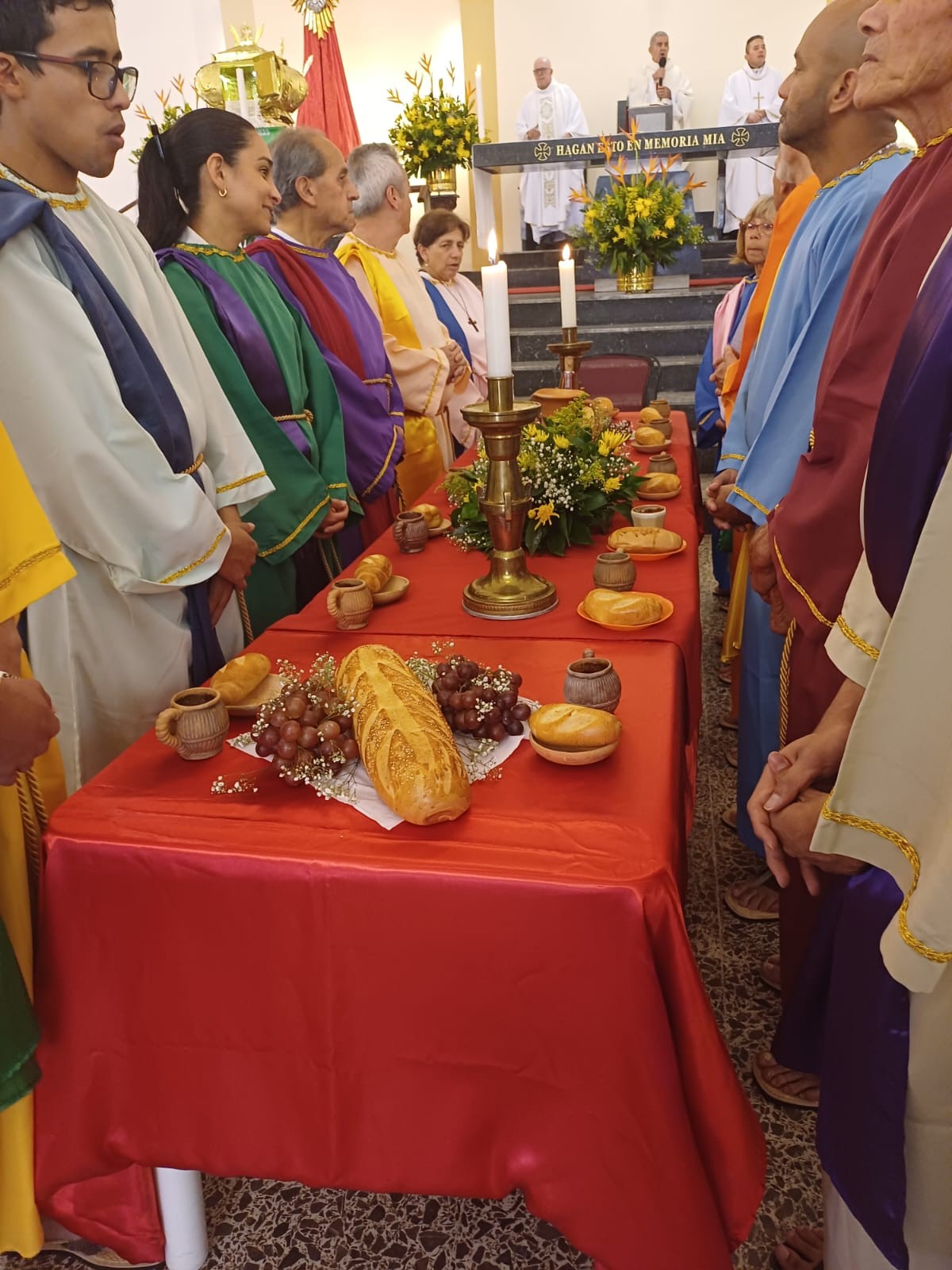 jueves santo en san Gerardo de Mayela en Bogota