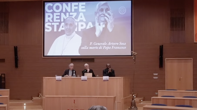 Rueda de prensa de Sosa por la muerte de Francisco