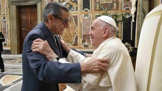 El padre Paco Blanco en su último encuentro con el Papa Francisco