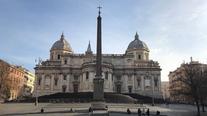 Plaza y basílica de Santa María la Mayor, en Roma