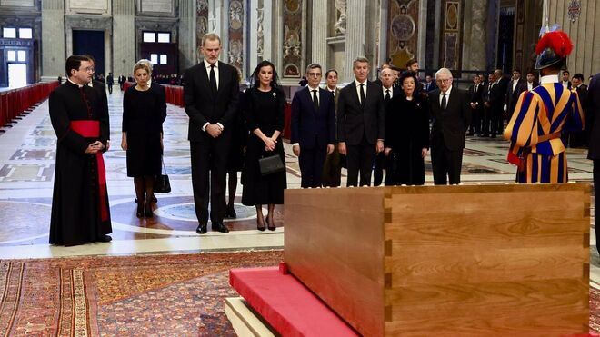 La delegación española se despide del Papa