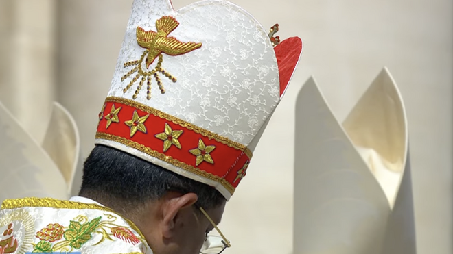 Mitra del Espíritu Santo