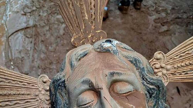 El Crist enfangat de la parròquia de Sant Jordi de Paiporta