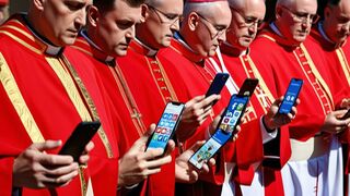 Cardenales comparten sus reflexiones en redes sociales