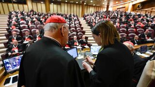 El anillo ha sido anulado incidiendo una cruz sobre su superficie