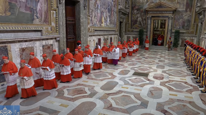 Extra omnes