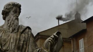 Fumata negra en San Pedro (2013)