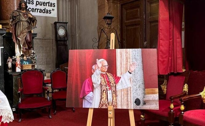 El retrato de León XIV, en San Antón